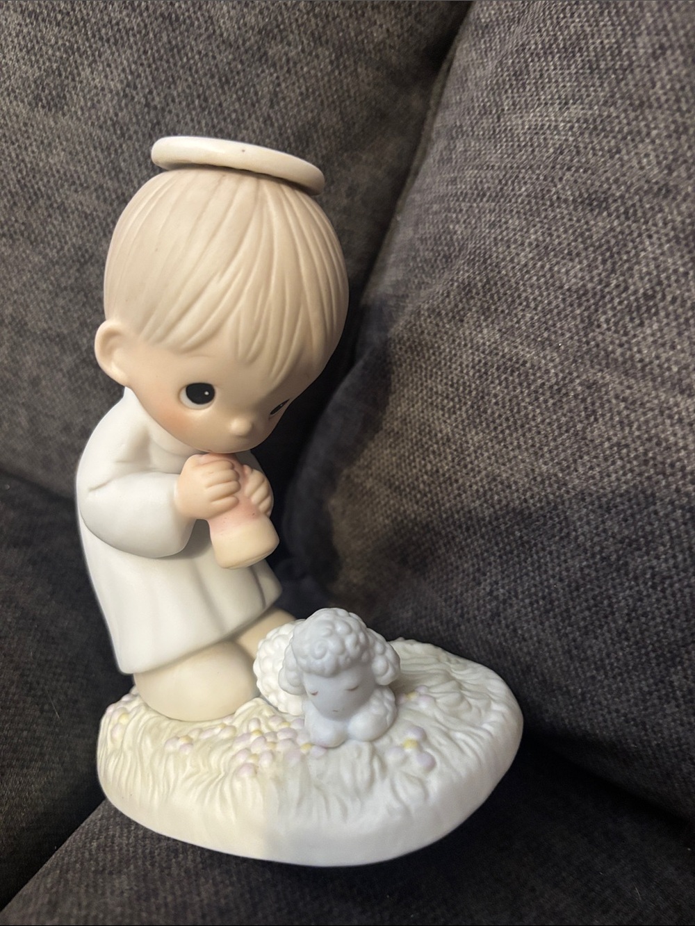 Rare “Special Edition” 1983 Precious Moments Figure “God’s Ray of Mercy”